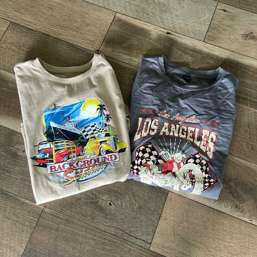 2 x t-shirts